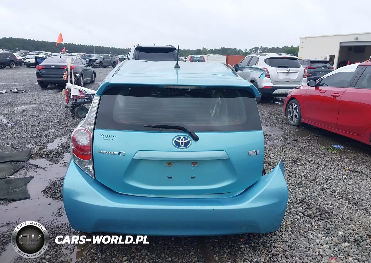 2013 Toyota Prius C Two VIN:JTDKDTB35D1044629 - 16