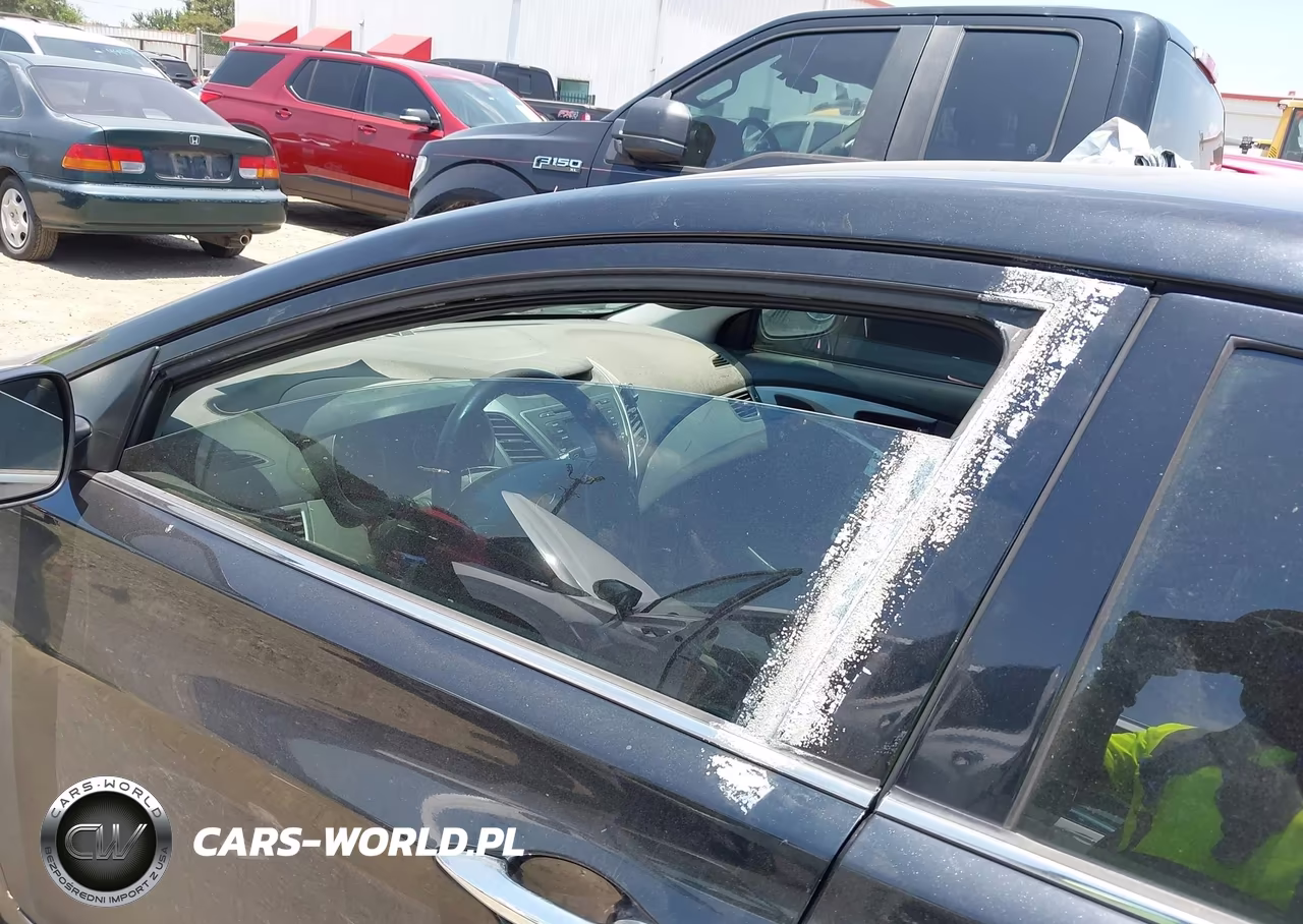 2015 Hyundai Elantra Limited VIN:5NPDH4AE1FH567129 - 13