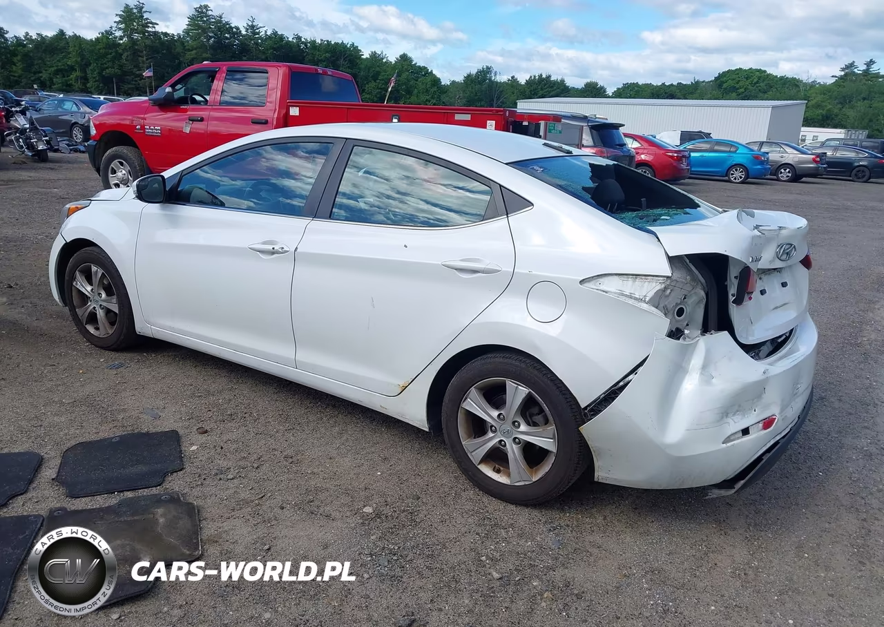 2016 Hyundai Elantra Value Edition VIN:5NPDH4AE2GH775005 - 3