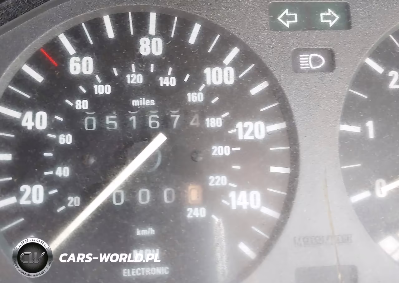 1991 BMW 325 Ic Automatic VIN:WBABB2315MEC24277 - 7