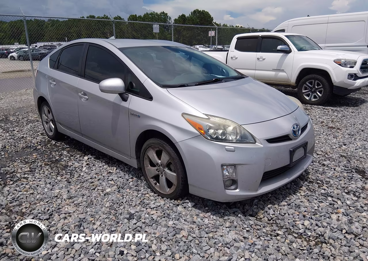 2010 Toyota Prius V – zdjęcie 1 z 15