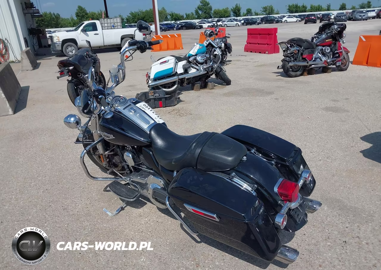 2016 Harley-Davidson Flhr Road King VIN:1HD1FBM17GB639247 - 3