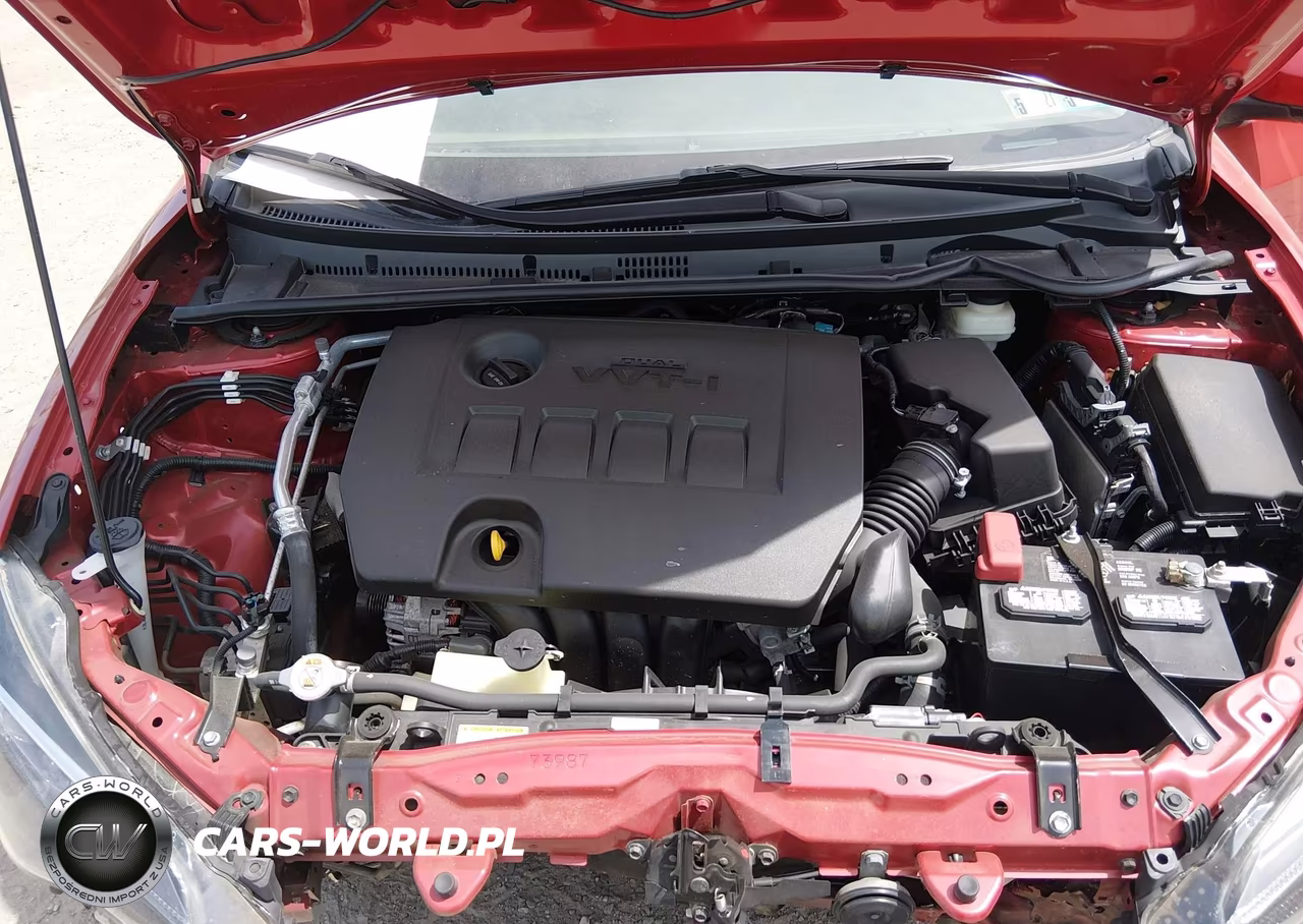 2018 Toyota Corolla Le VIN:2T1BURHE6JC095804 - 10