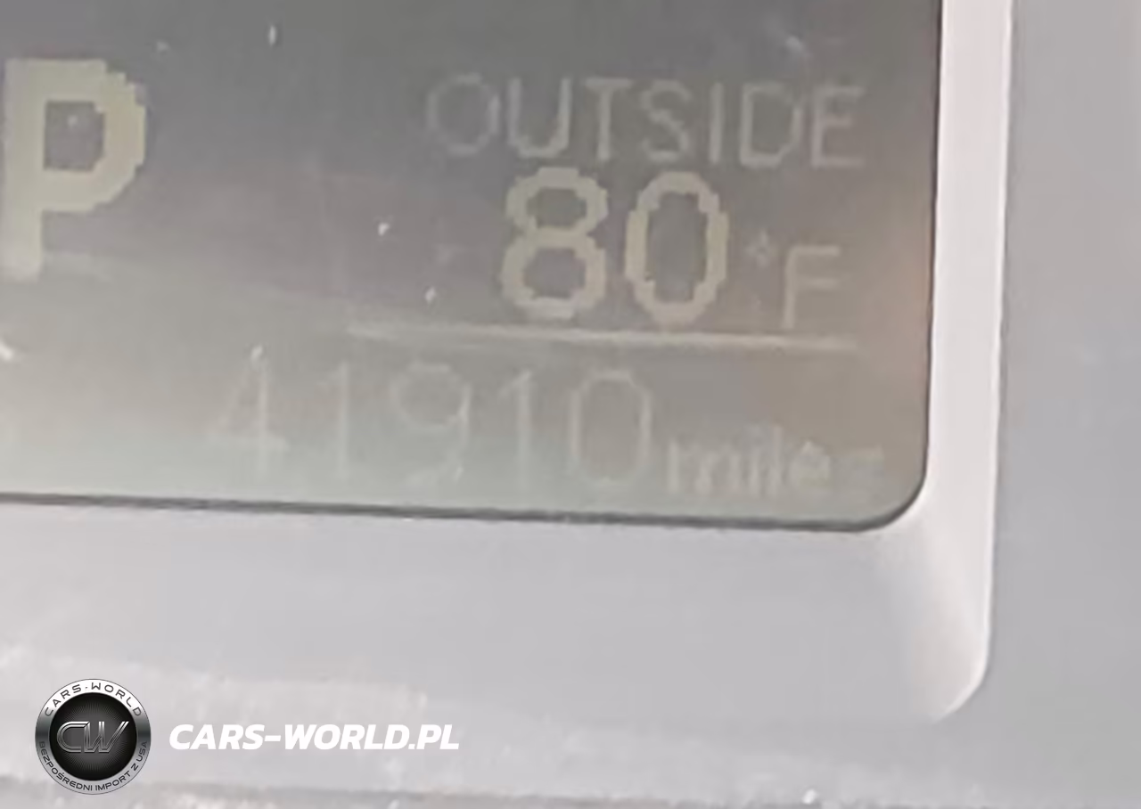 2018 Toyota Corolla Le VIN:2T1BURHE6JC095804 - 15