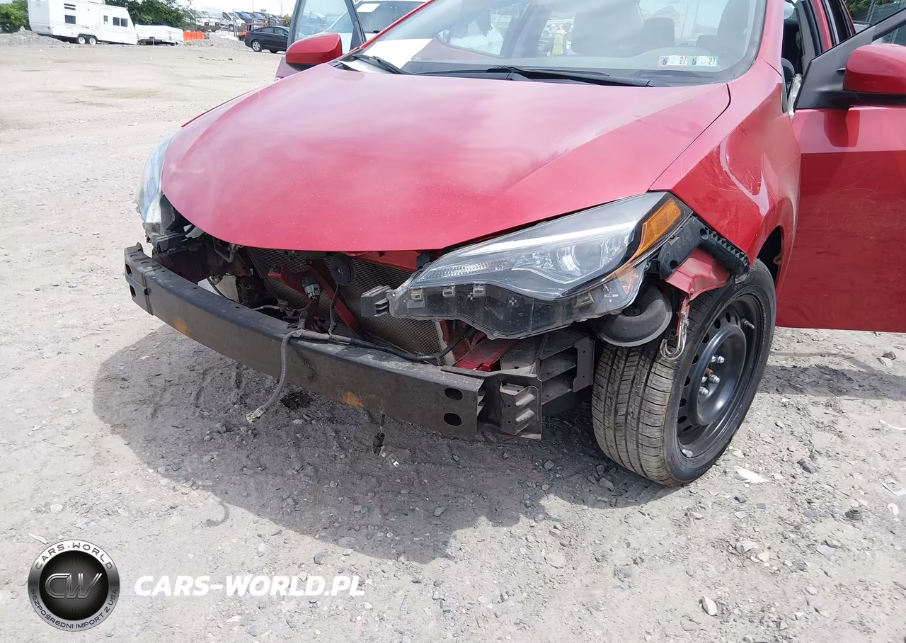 2018 Toyota Corolla Le VIN:2T1BURHE6JC095804 - 6