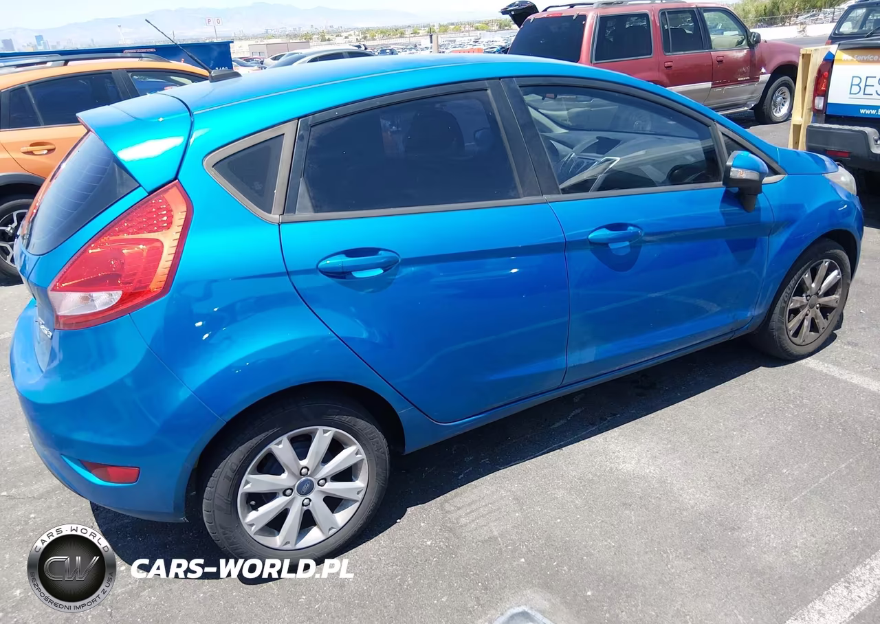 2013 Ford Fiesta Se VIN:3FADP4EJ6DM186223 - 4