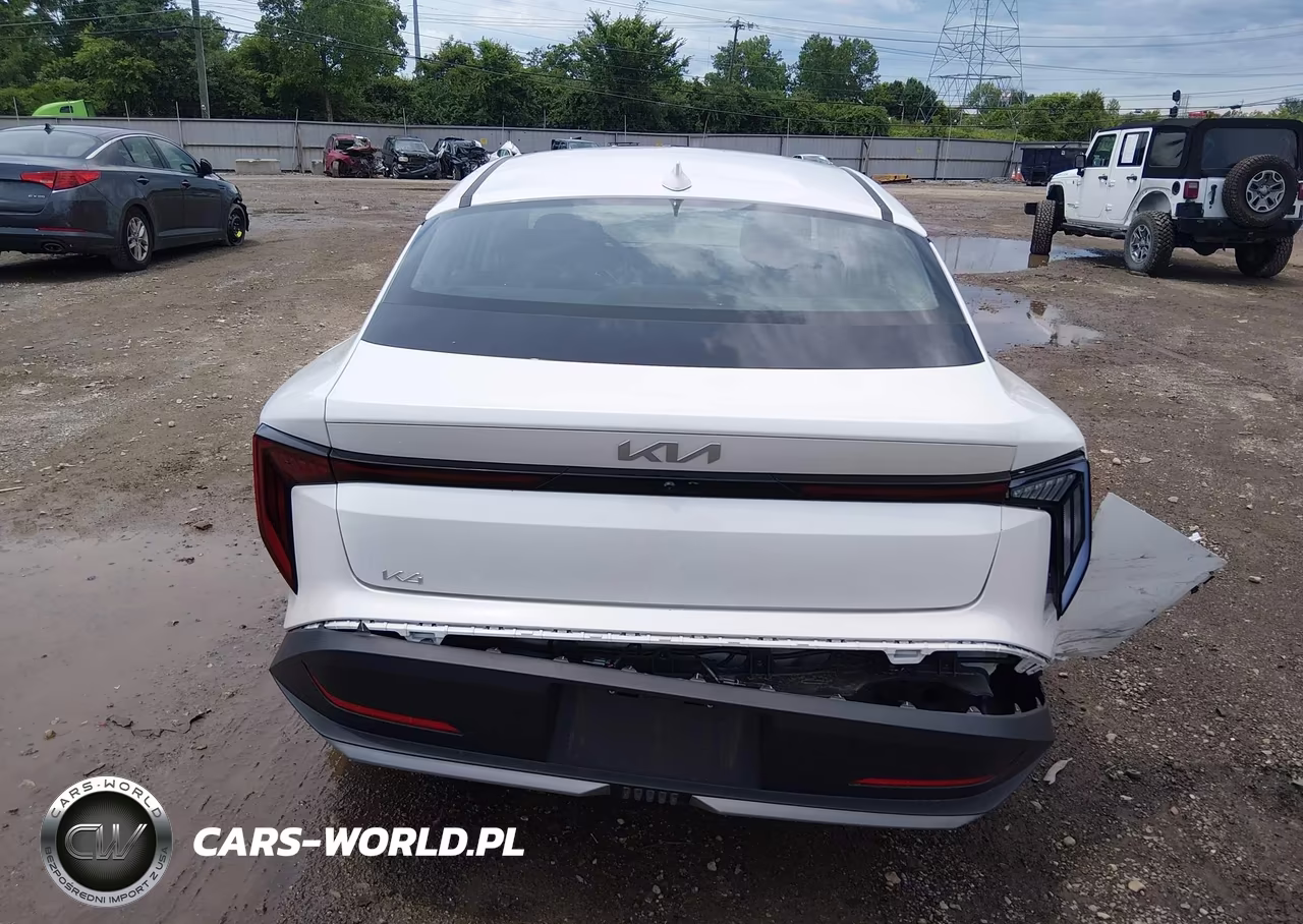 2025 Kia K4 Lxs VIN:3KPFT4DEXSE144602 - 17