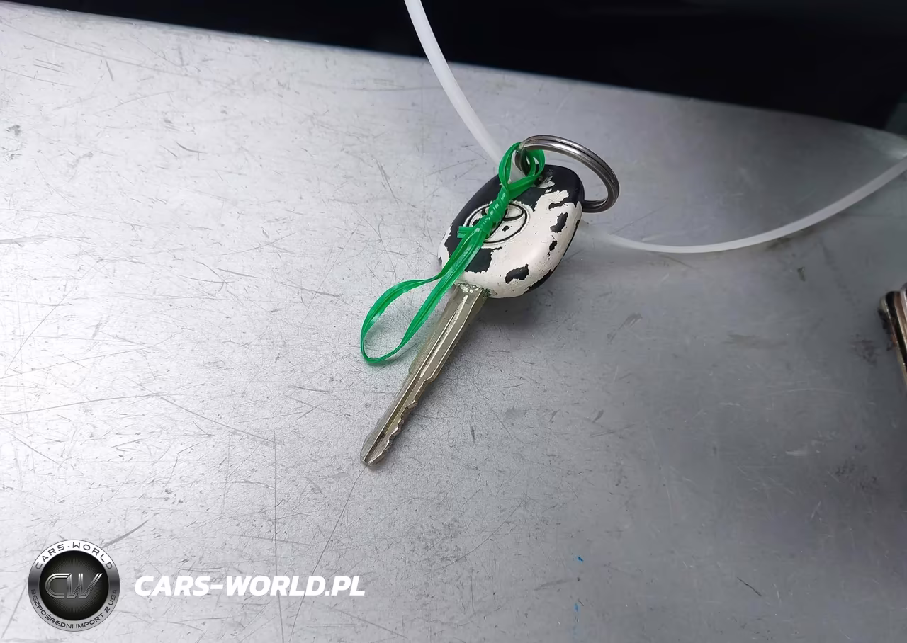 2015 Toyota Corolla L VIN:5YFBURHE0FP223073 - 11