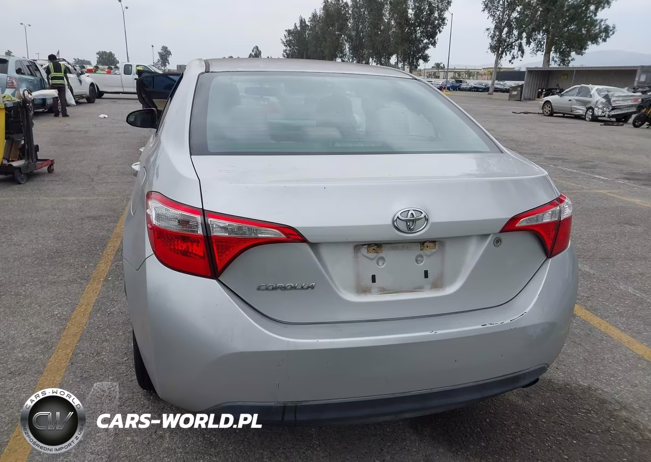 2015 Toyota Corolla L VIN:5YFBURHE0FP223073 - 17