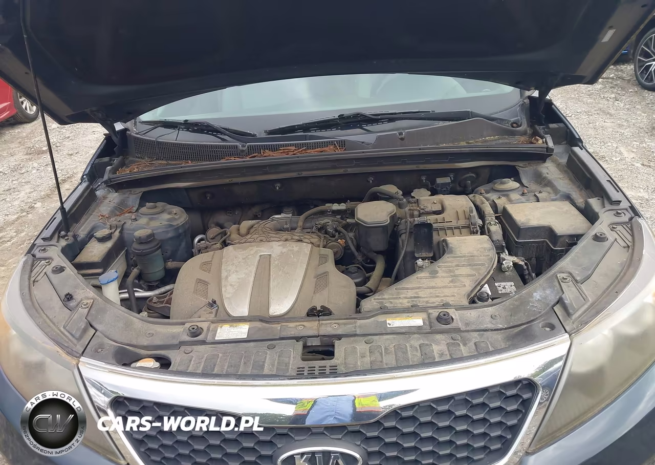 2011 Kia Sorento Lx V6 VIN:5XYKTDA27BG067554 - 10