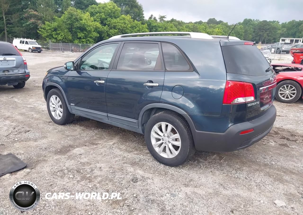 2011 Kia Sorento Lx V6 VIN:5XYKTDA27BG067554 - 3