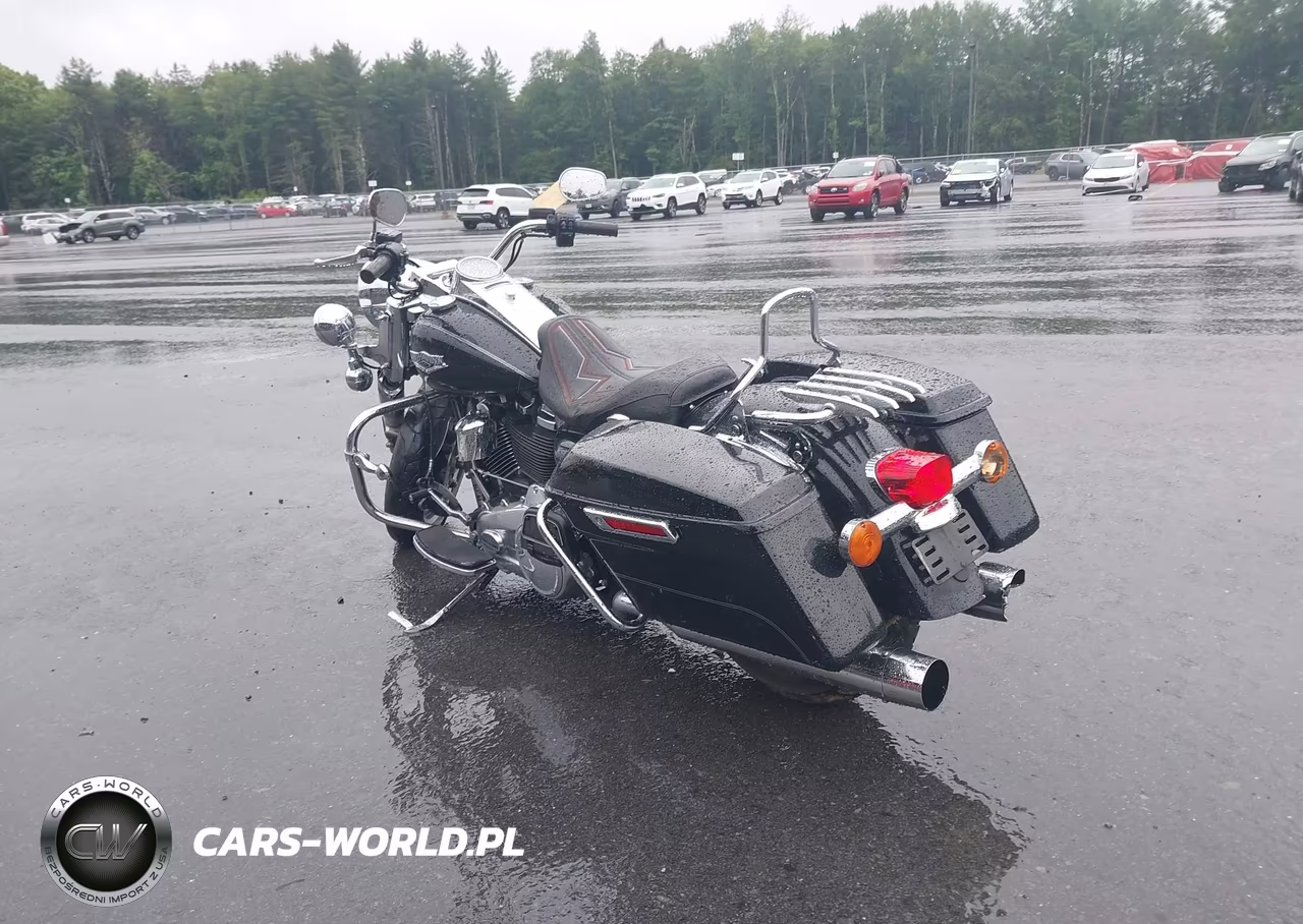 2017 Harley-Davidson Flhr Road King VIN:1HD1FBC1XHB682709 - 4
