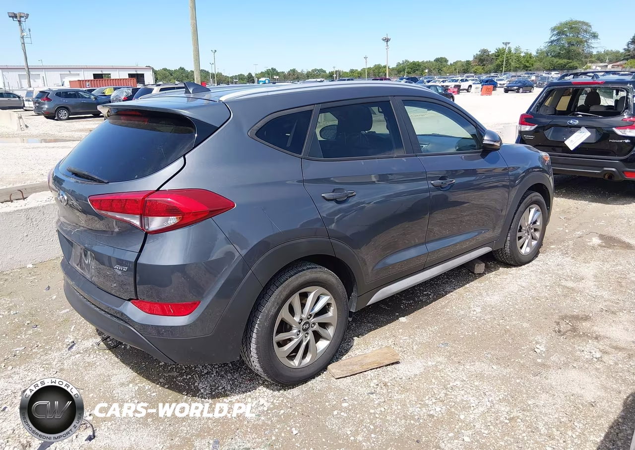 2017 Hyundai Tucson Limited VIN:KM8J3CA45HU476078 - 4