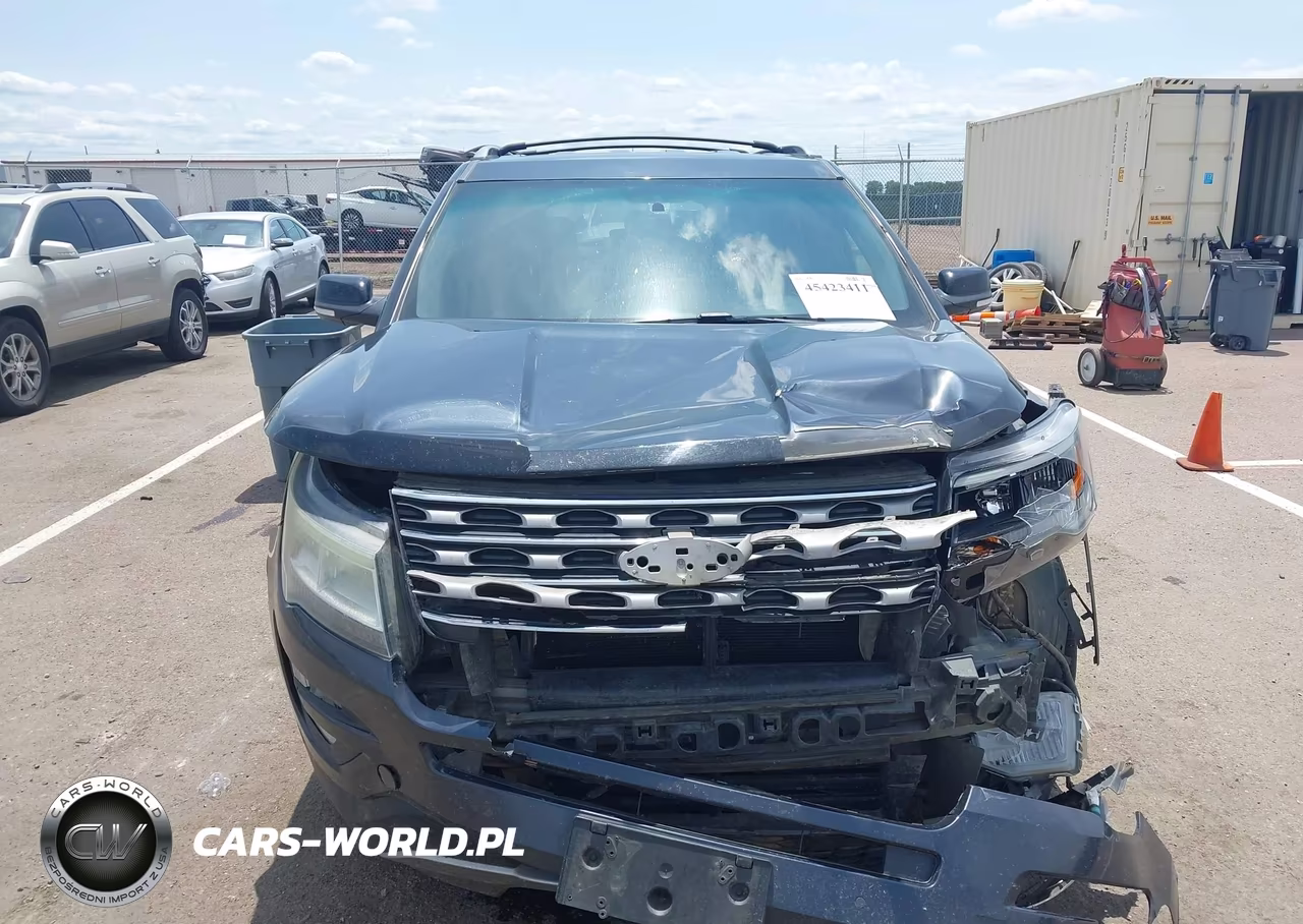 2017 Ford Explorer Xlt VIN:1FM5K8D85HGB31485 - 12
