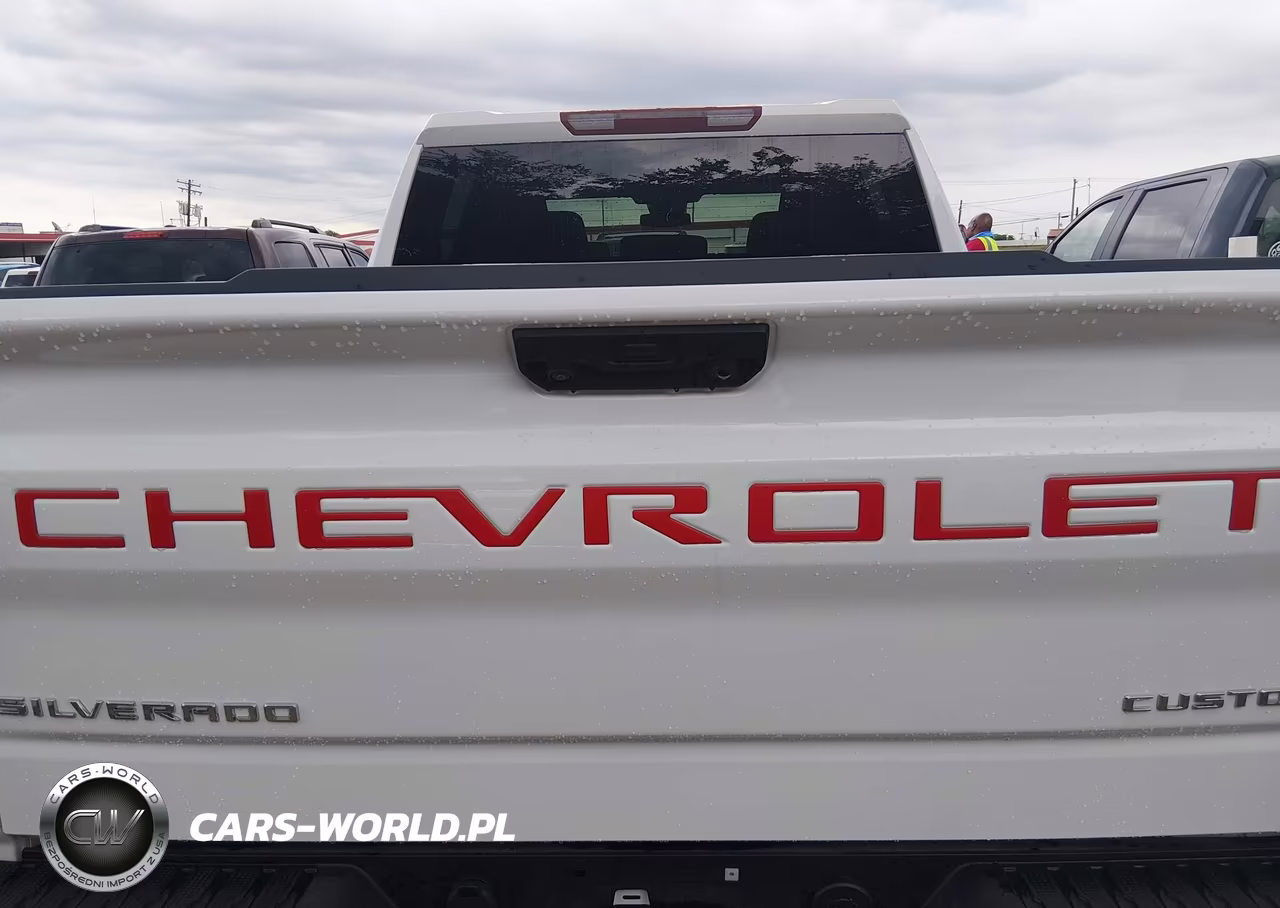 2026 Chevrolet Silverado K1500 Custom VIN:1GCPKBEKXTZ102887 - 16