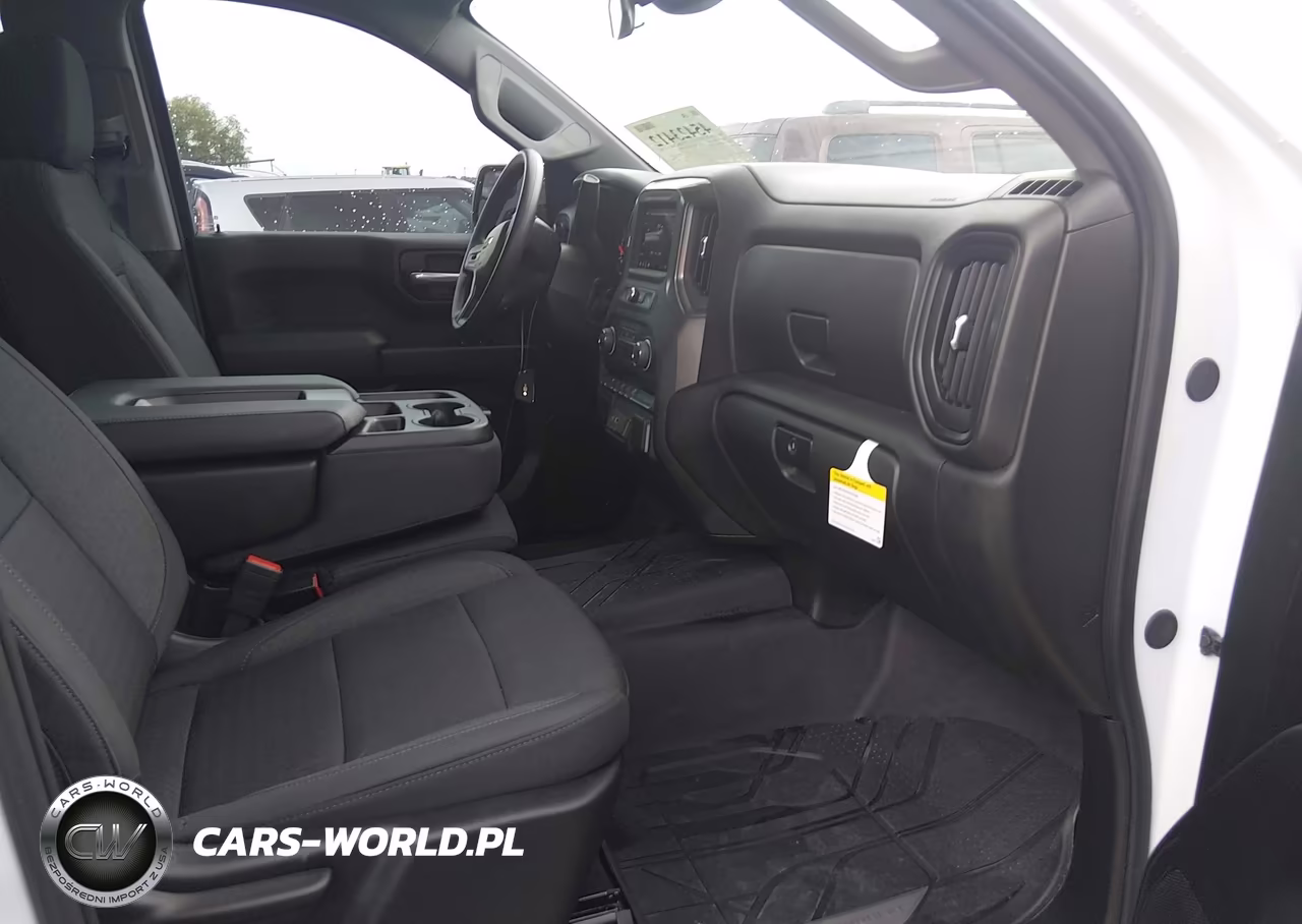 2026 Chevrolet Silverado K1500 Custom VIN:1GCPKBEKXTZ102887 - 5