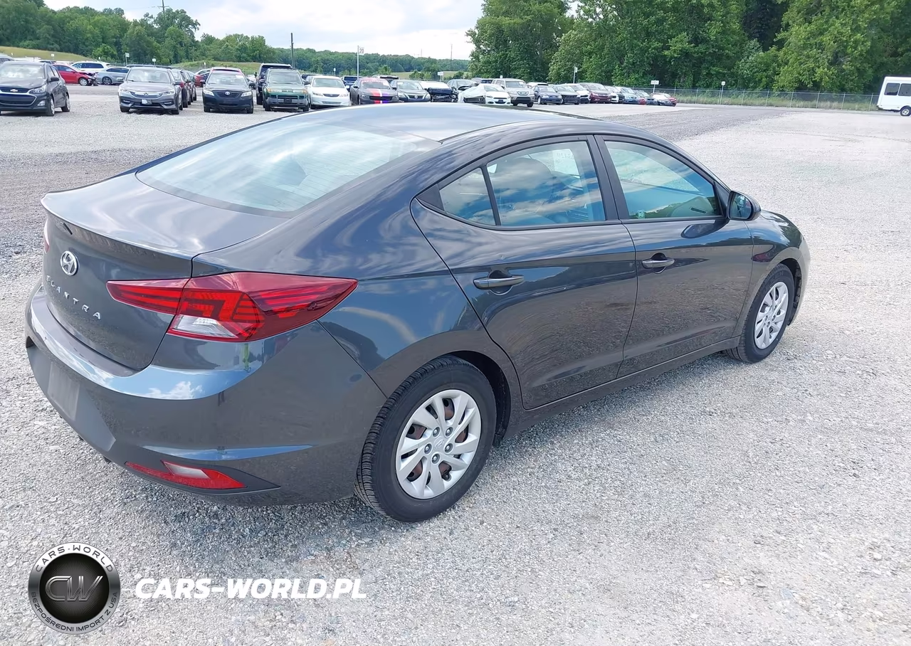 2020 Hyundai Elantra Se VIN:5NPD74LFXLH602237 - 4