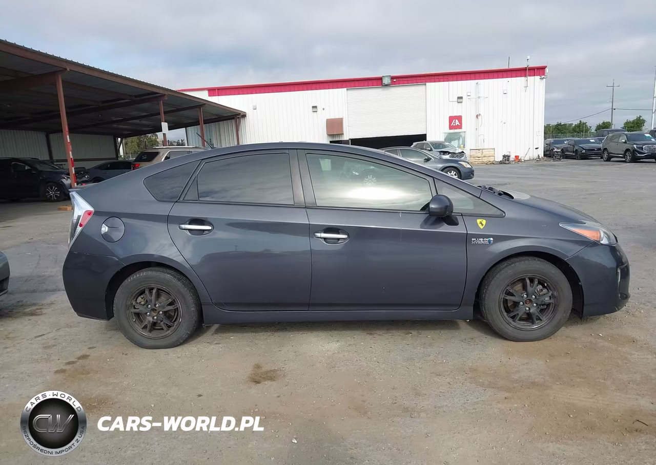 2014 Toyota Prius Plug-In VIN:JTDKN3DP8E3050119 - 14