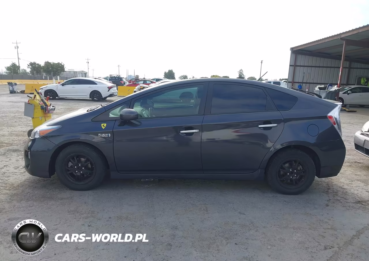 2014 Toyota Prius Plug-In VIN:JTDKN3DP8E3050119 - 15