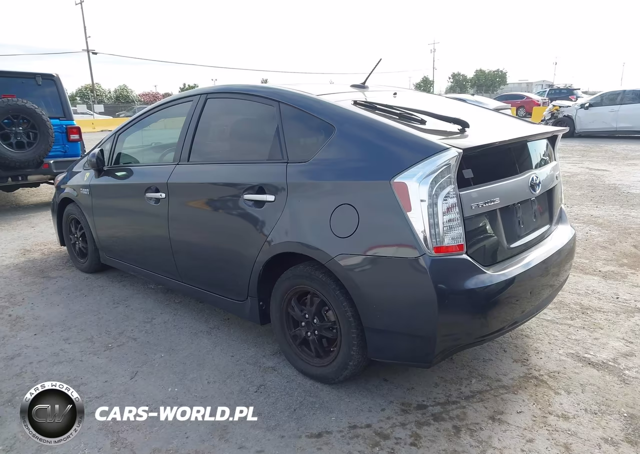2014 Toyota Prius Plug-In VIN:JTDKN3DP8E3050119 - 3