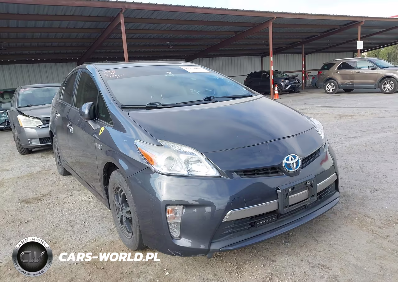 2014 Toyota Prius Plug-In VIN:JTDKN3DP8E3050119 - 6