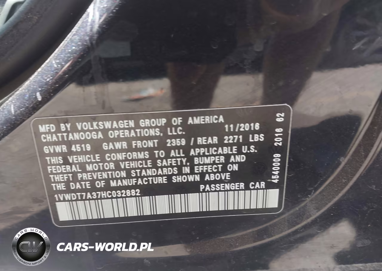2017 Volkswagen Passat 1.8T R-Line VIN:1VWDT7A37HC032882 - 9