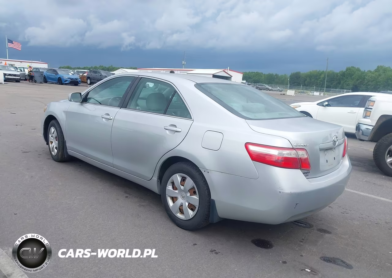 2007 Toyota Camry Le VIN:4T1BE46K77U695523 - 3