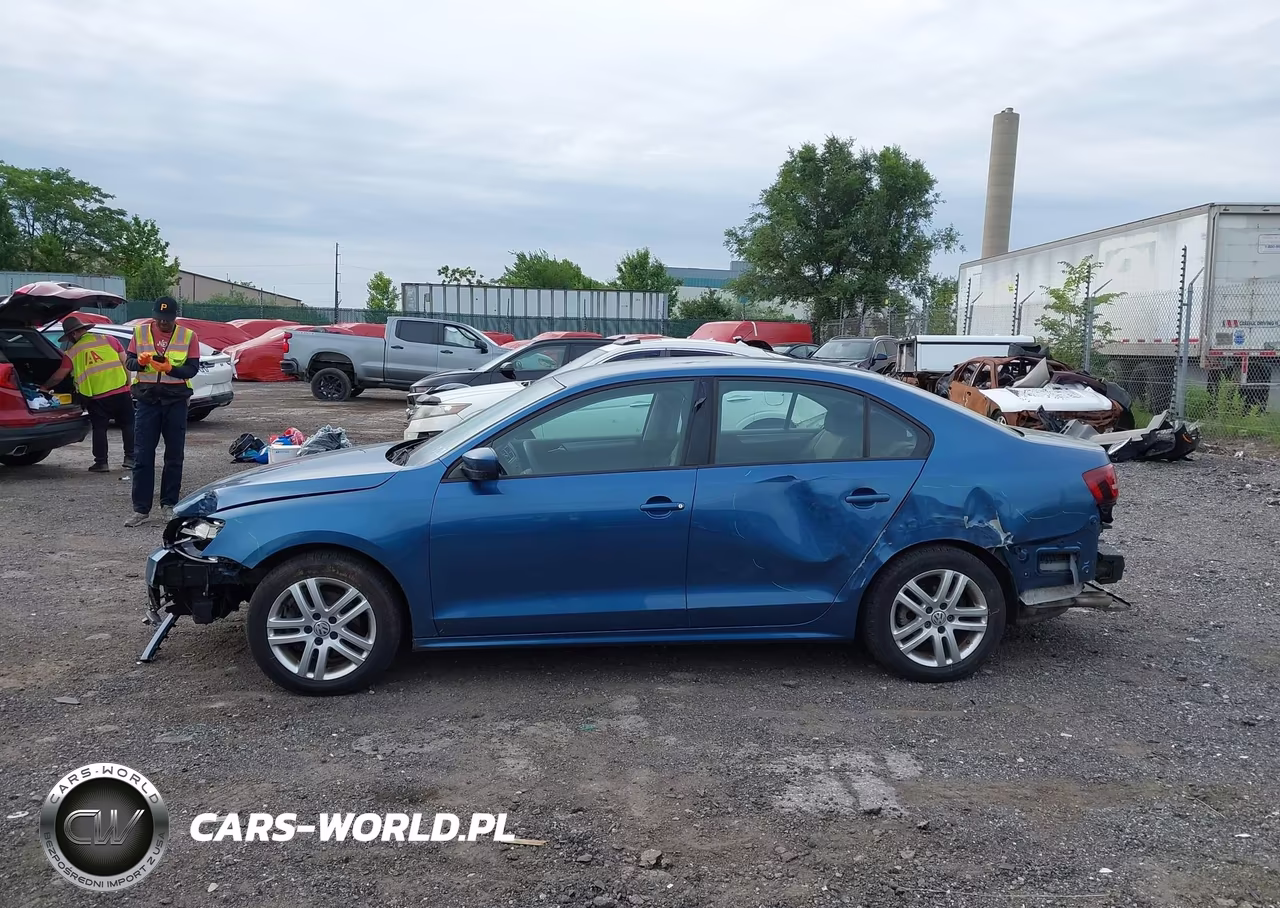 2018 Volkswagen Jetta 1.4T S VIN:3VW2B7AJ7JM229676 - 14