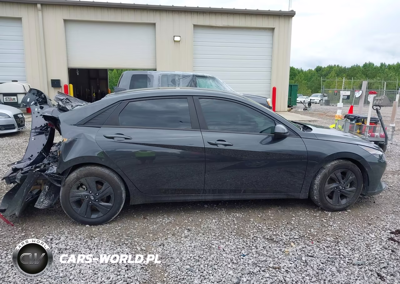2022 Hyundai Elantra Sel VIN:5NPLM4AG3NH070834 - 13