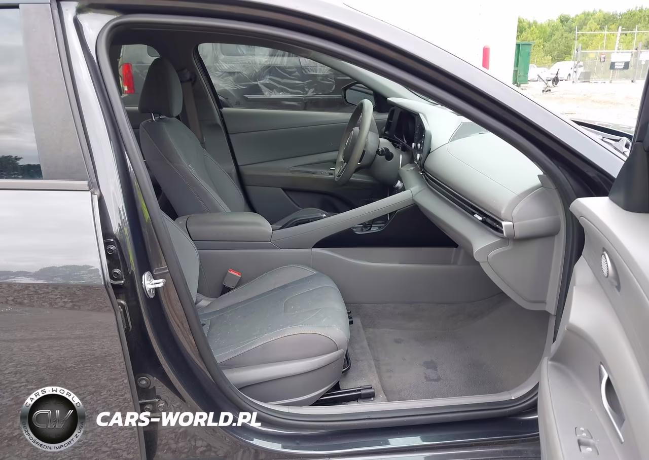 2022 Hyundai Elantra Sel VIN:5NPLM4AG3NH070834 - 5
