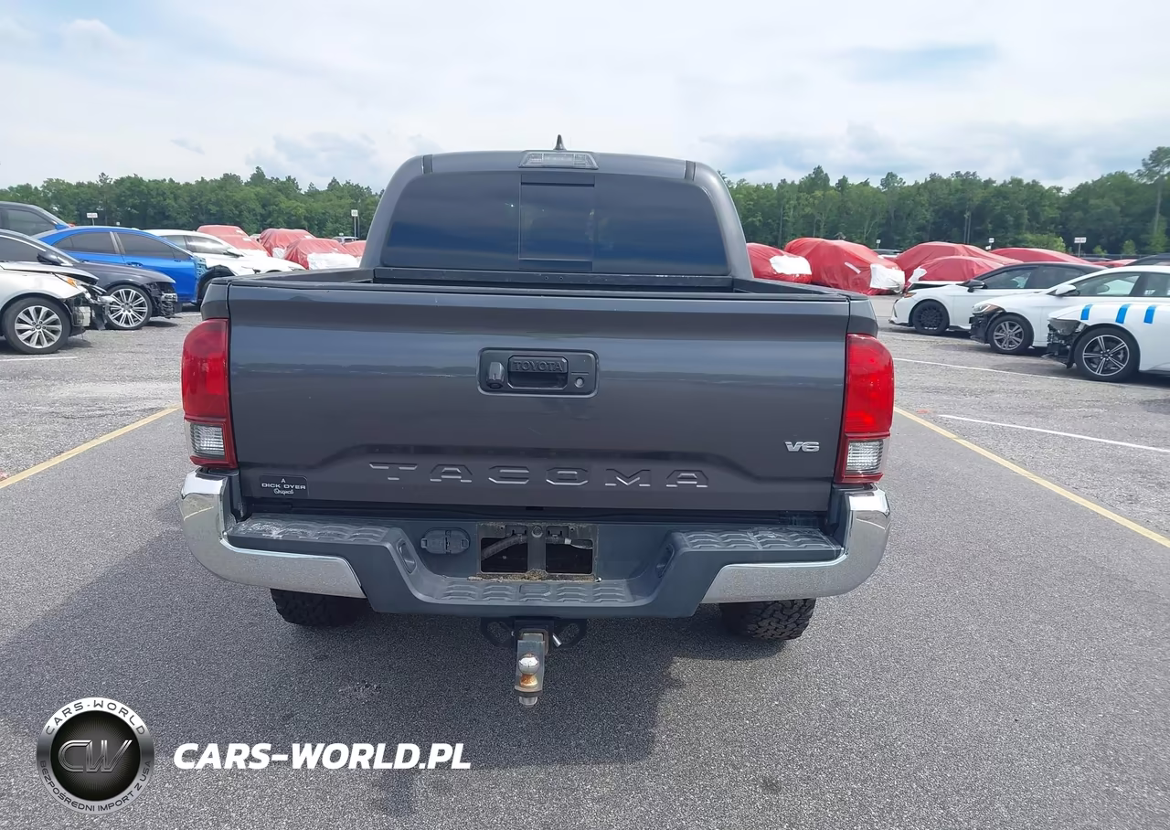 2018 Toyota Tacoma Sr5 V6 VIN:5TFAZ5CN2JX061812 - 16
