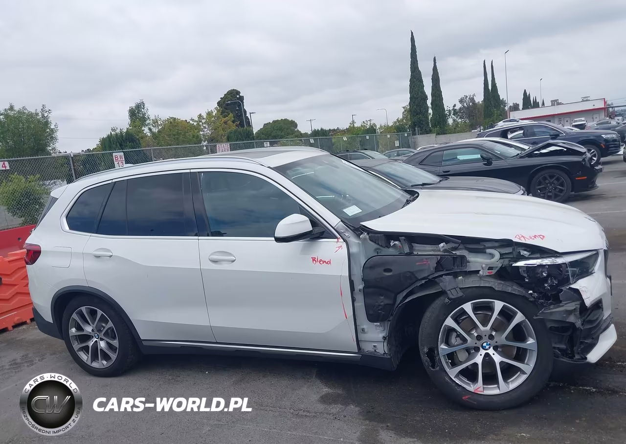 2019 BMW X5 xDrive40I VIN:5UXCR6C57KLK89701 - 14