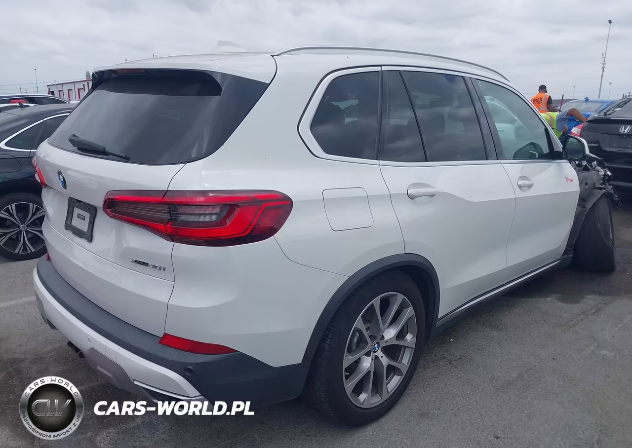 2019 BMW X5 xDrive40I VIN:5UXCR6C57KLK89701 - 4