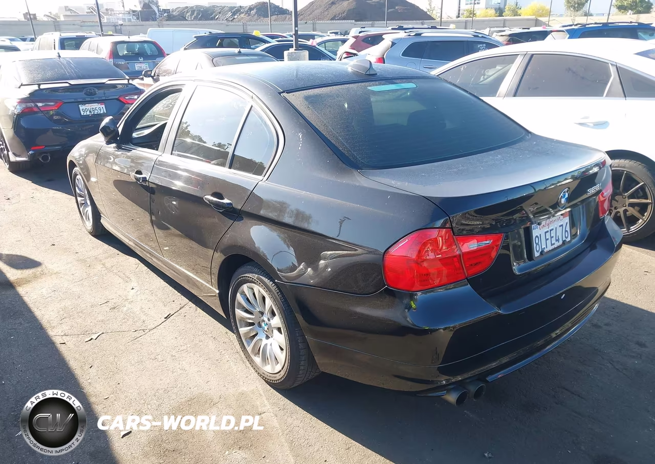 2009 BMW 328I VIN:WBAPH53549A438407 - 3