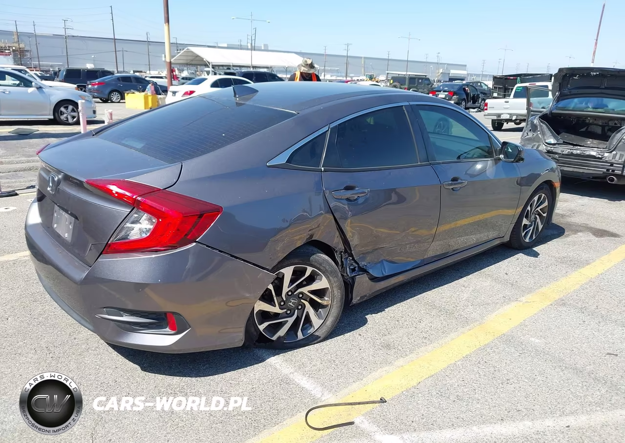 2017 Honda Civic Ex VIN:19XFC2F77HE024705 - 4