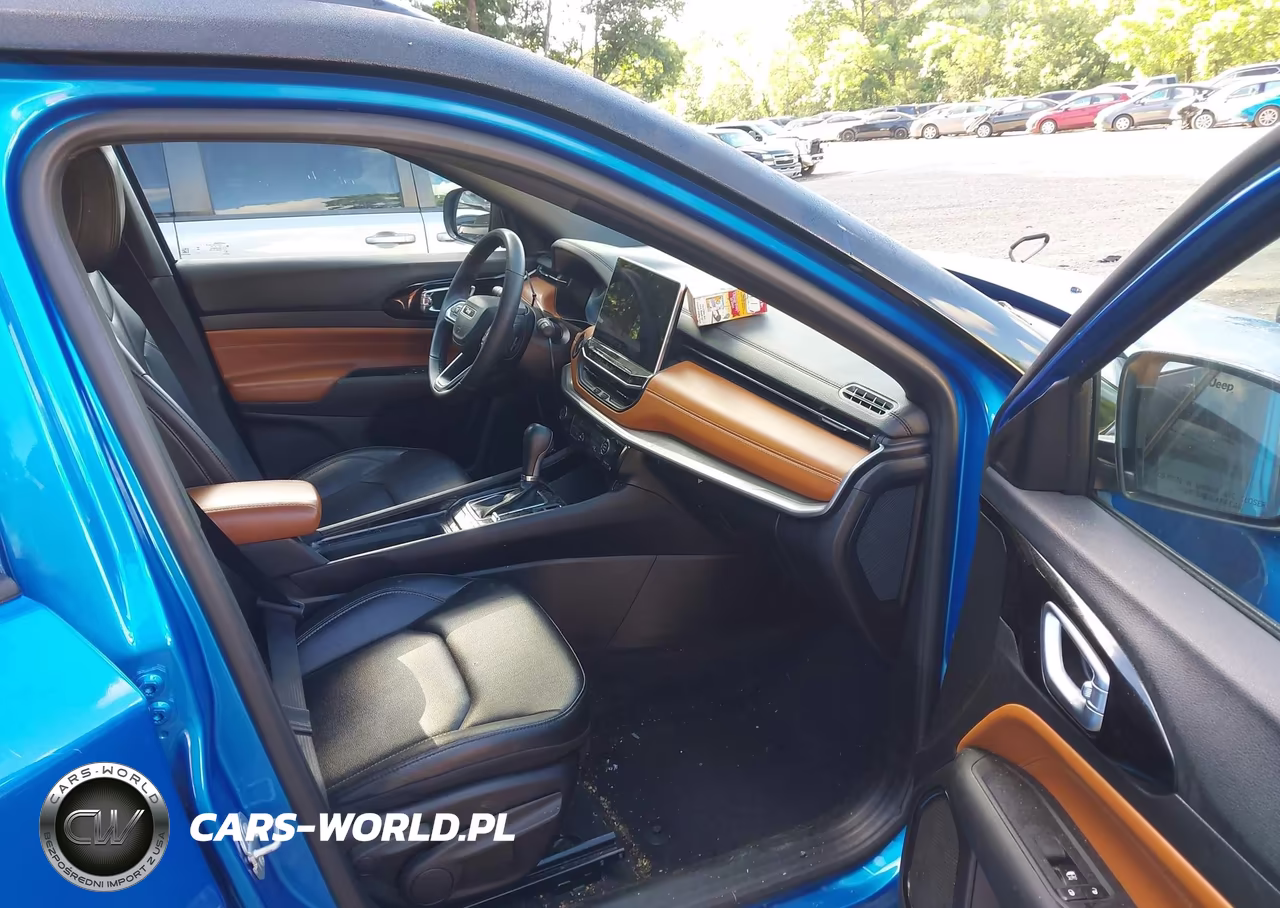 2025 Jeep Compass Limited 4X4 VIN:3C4NJDCN3ST542720 - 5