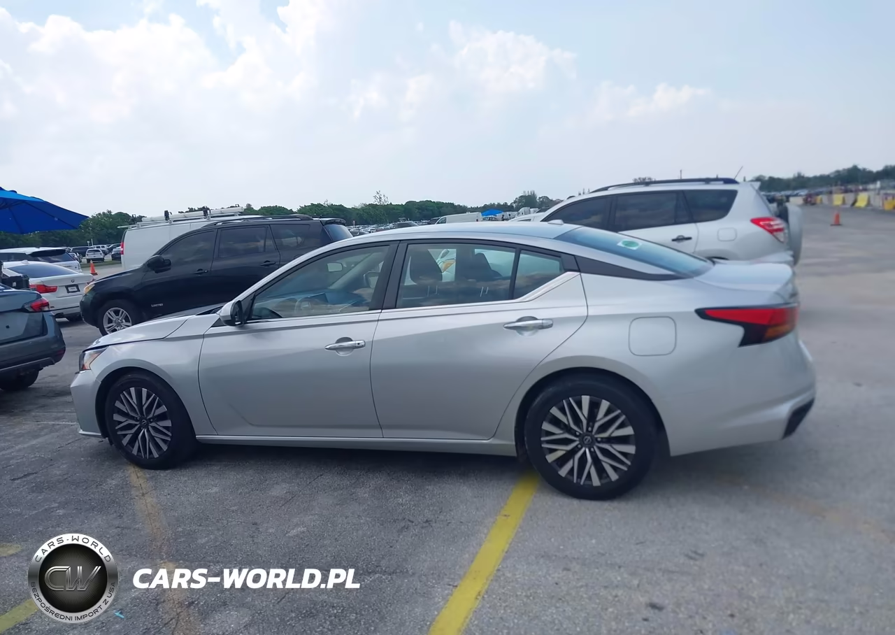 2023 Nissan Altima 2.5 Sv VIN:1N4BL4DV1PN341794 - 14
