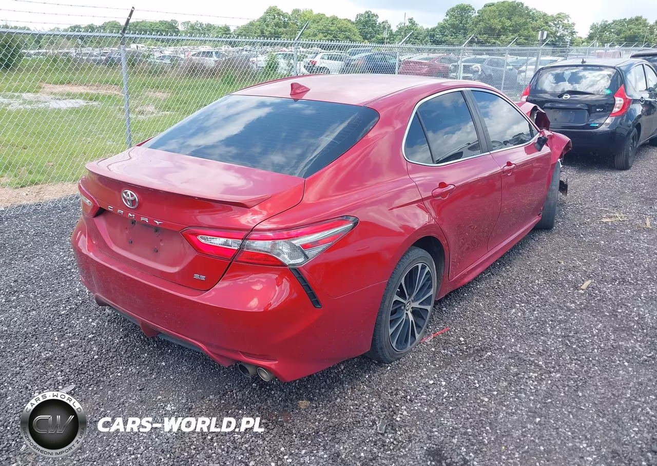 2019 Toyota Camry Se VIN:4T1B11HK3KU221732 - 4