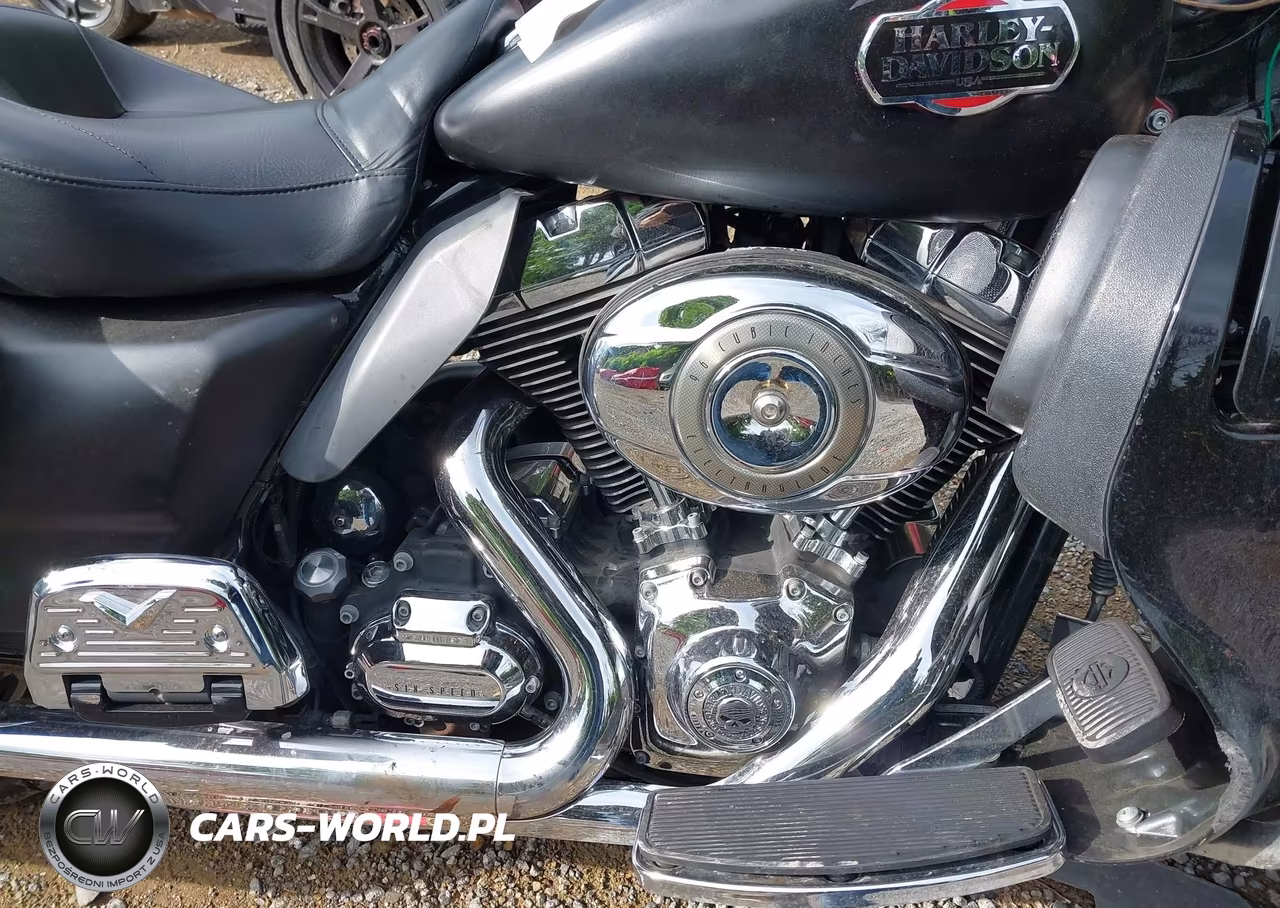 2009 Harley-Davidson Flhtcu VIN:1HD1FC4119Y612518 - 8