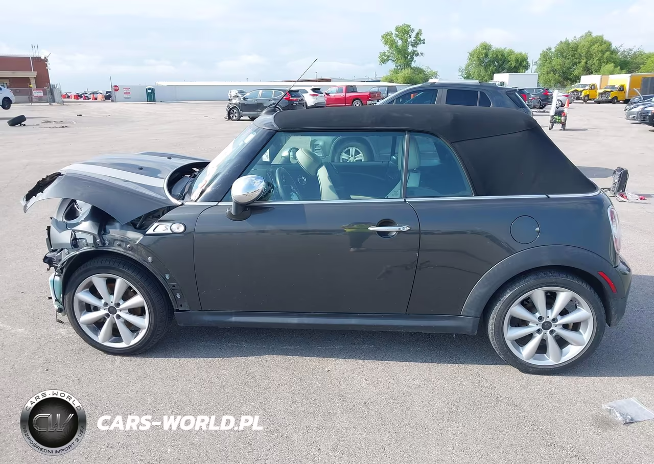 2015 Mini Convertible Cooper S VIN:WMWZP3C5XFT708546 - 15