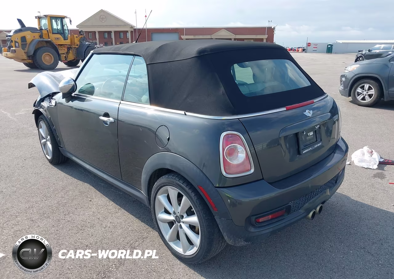 2015 Mini Convertible Cooper S VIN:WMWZP3C5XFT708546 - 3