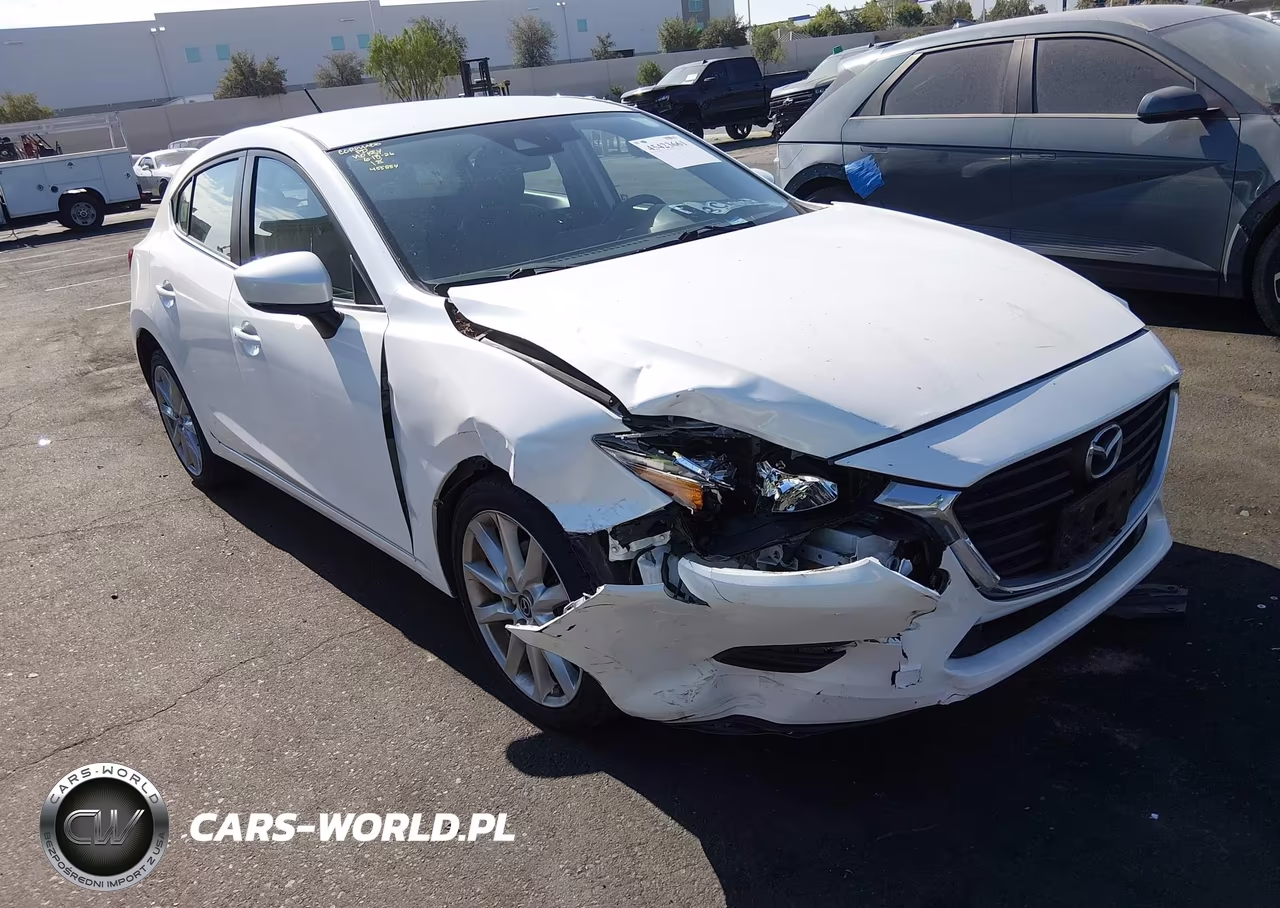 2017 Mazda Mazda3 Touring VIN:3MZBN1L77HM103804 - 6
