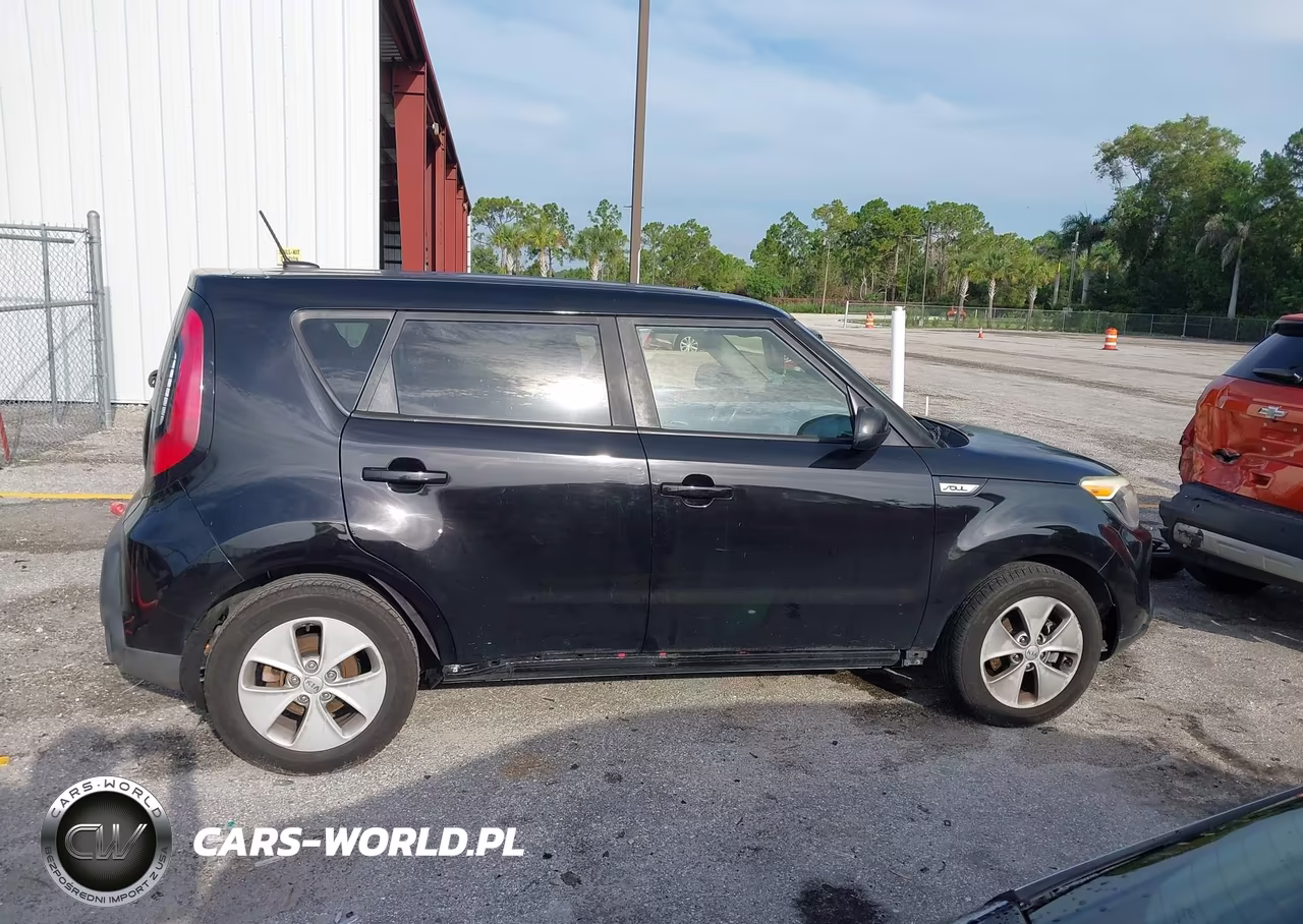 KIA SOUL VIN:KNDJN2A25F7789313 - 13