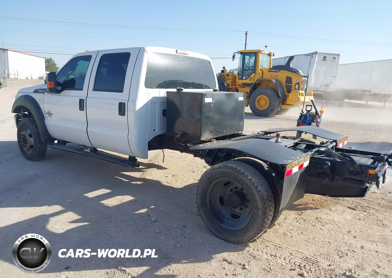 2012 Ford F-550 Chassis Xl VIN:1FD0W5HT8CEC35615 - 3