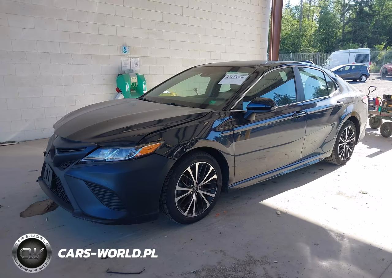2018 Toyota Camry Se VIN:4T1B11HK3JU623250 - 2