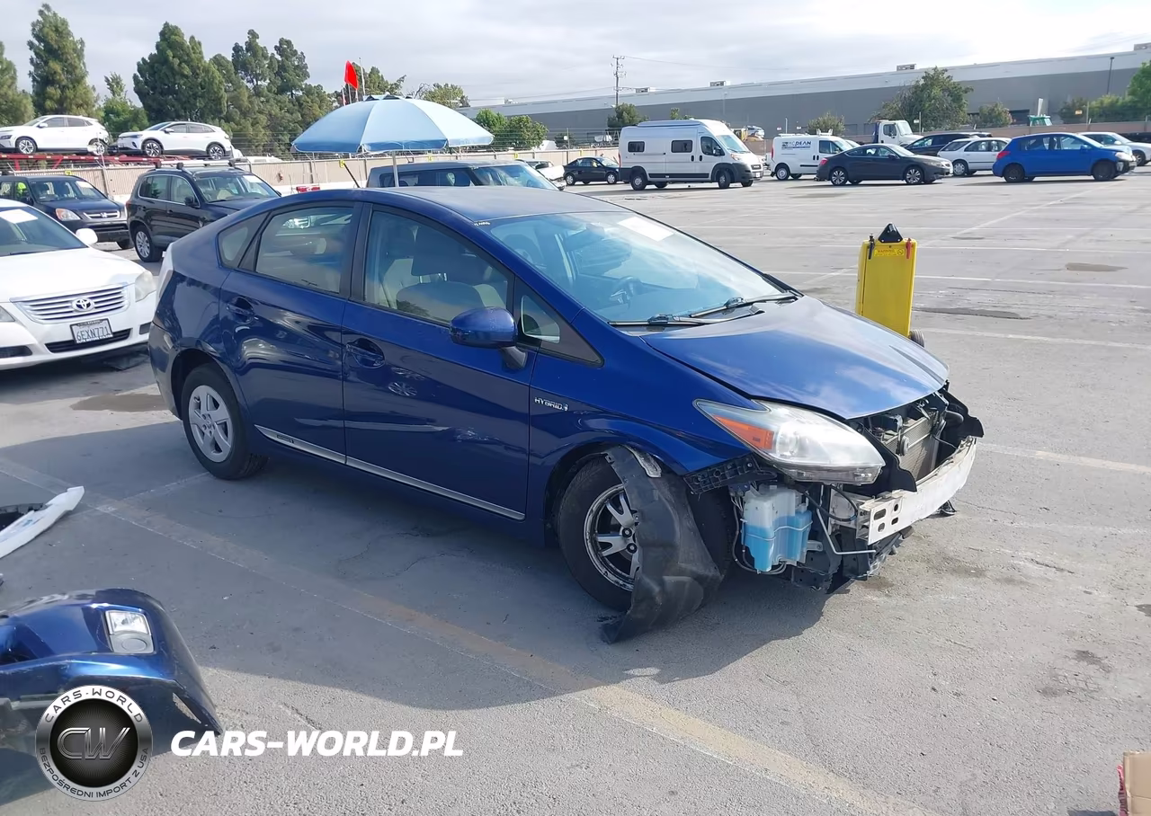 2011 Toyota Prius Three – zdjęcie 1 z 18