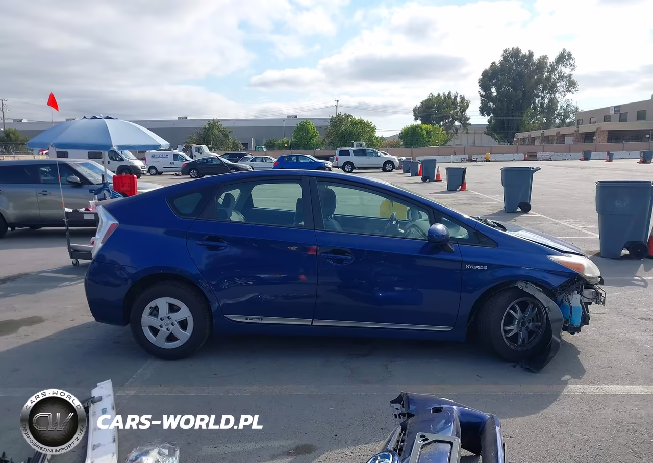 2011 Toyota Prius Three VIN:JTDKN3DU0B0247191 - 14
