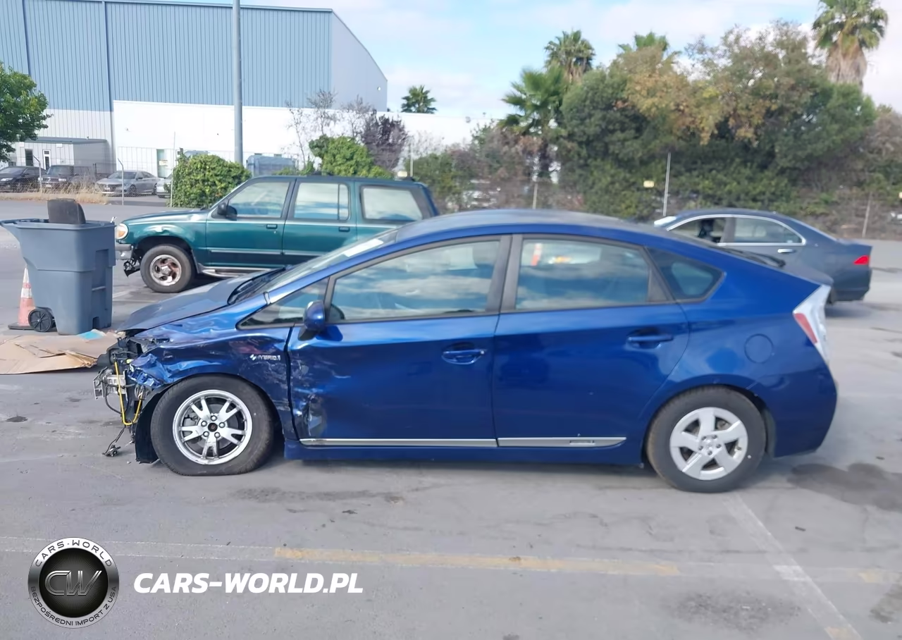 2011 Toyota Prius Three VIN:JTDKN3DU0B0247191 - 15