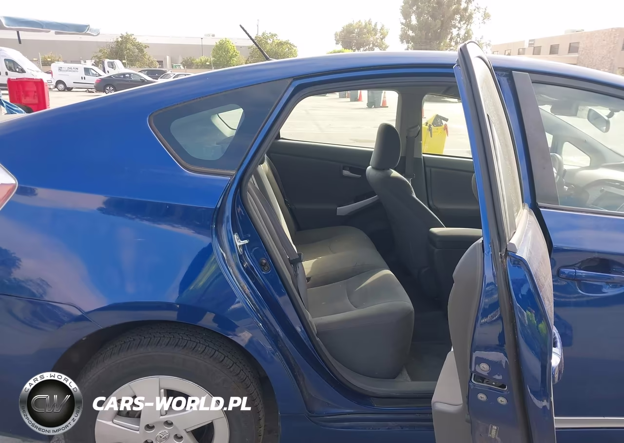 2011 Toyota Prius Three VIN:JTDKN3DU0B0247191 - 8
