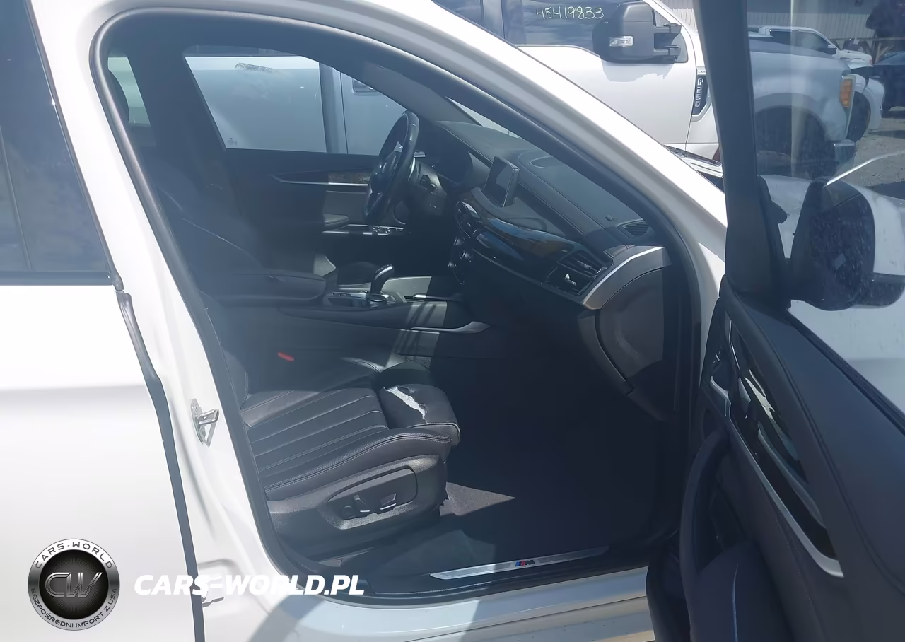 2018 BMW X6 Sdrive35I VIN:5UXKU0C5XJ0G92579 - 5